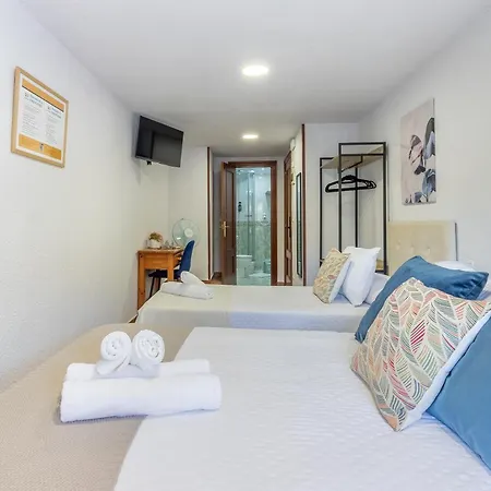 Emarooms Πανσιόν