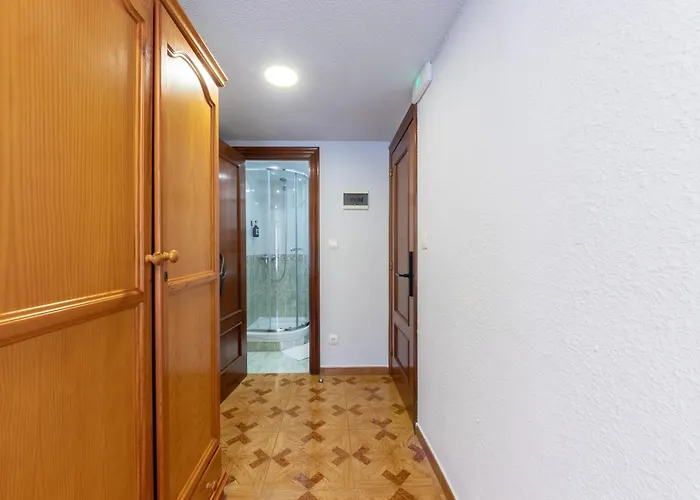 Guest house Emarooms