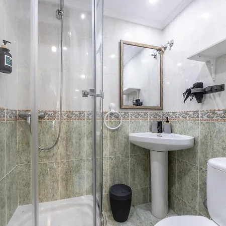 Penzion Emarooms Laredo