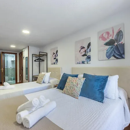 Emarooms Vendégház Laredo